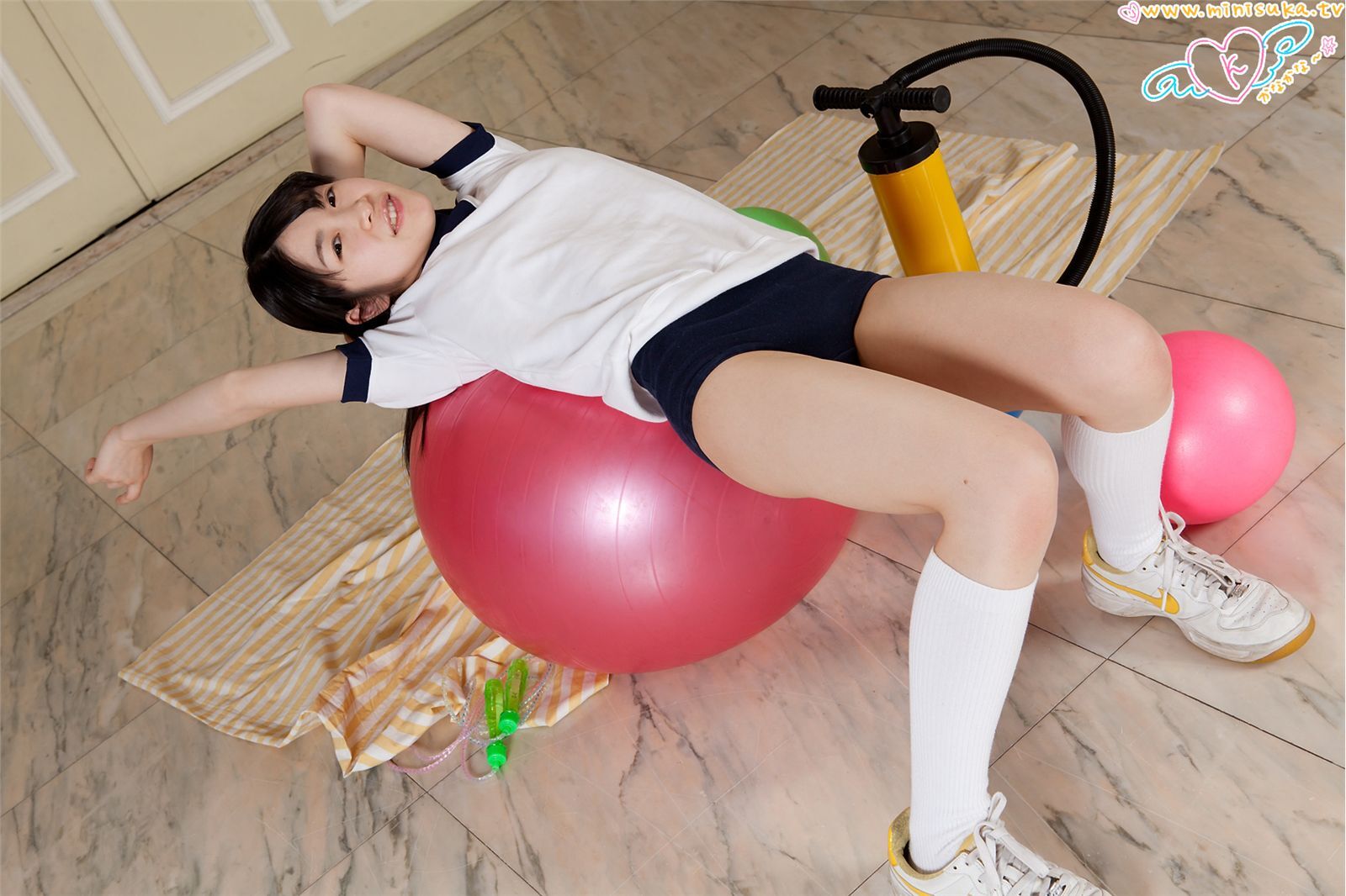 [Minisuka.tv] 2013.05.10 高杉果那 Kana Takasugi